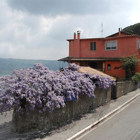 Albergo Lucia Pagnanelli Кастель-Гандольфо Экстерьер фото